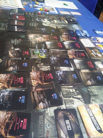 Carte che trasudano ambientazione per This War of Mine