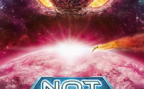 Copertina di Not Alone, edizione italiana